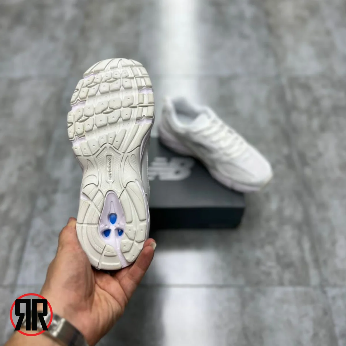 کفش کتونی زنانه و مردانه نیو بالانس 530 new balance - تصویر 5