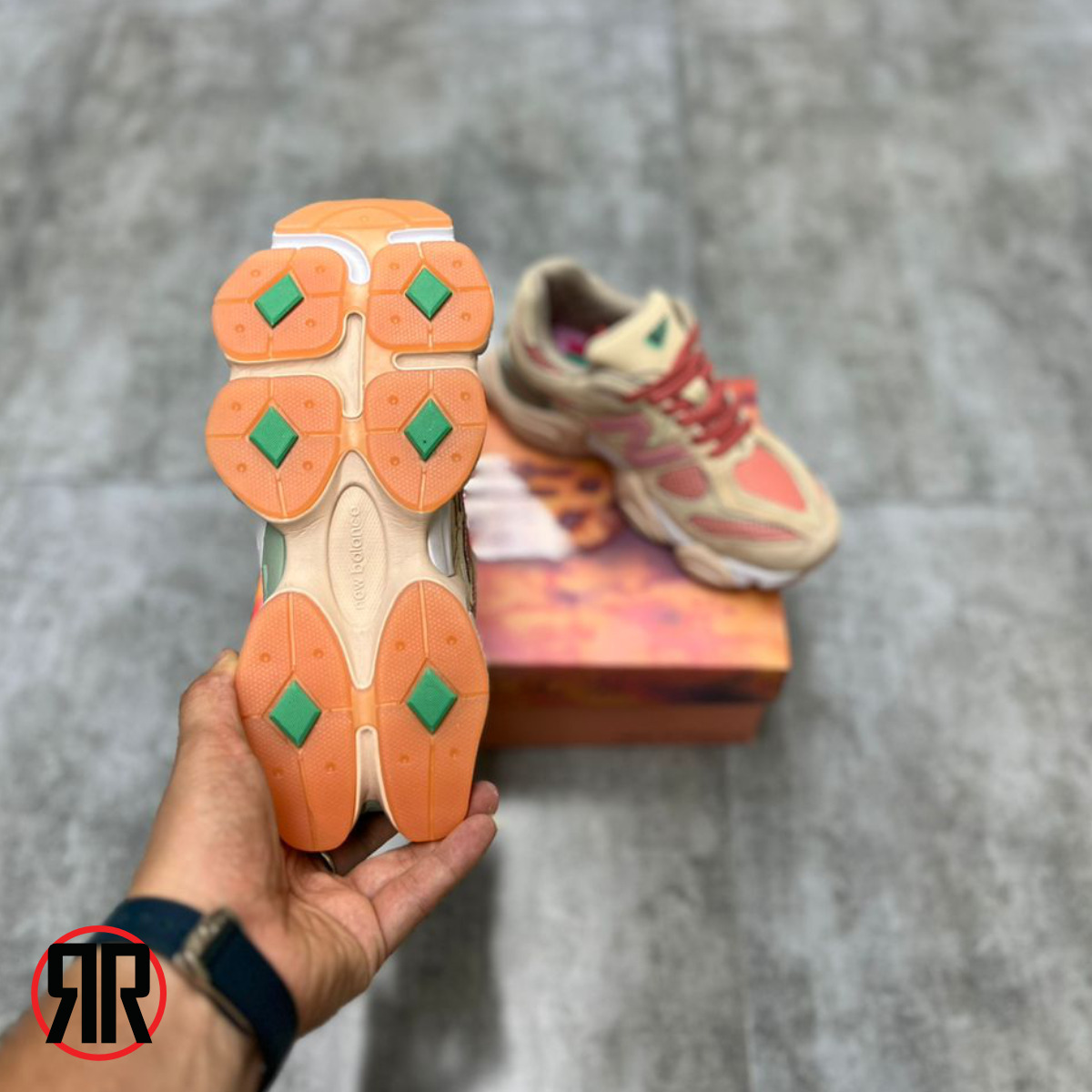 کفش کتونی زنانه نیو بالانس 9060 new balance کد 12 - تصویر 5