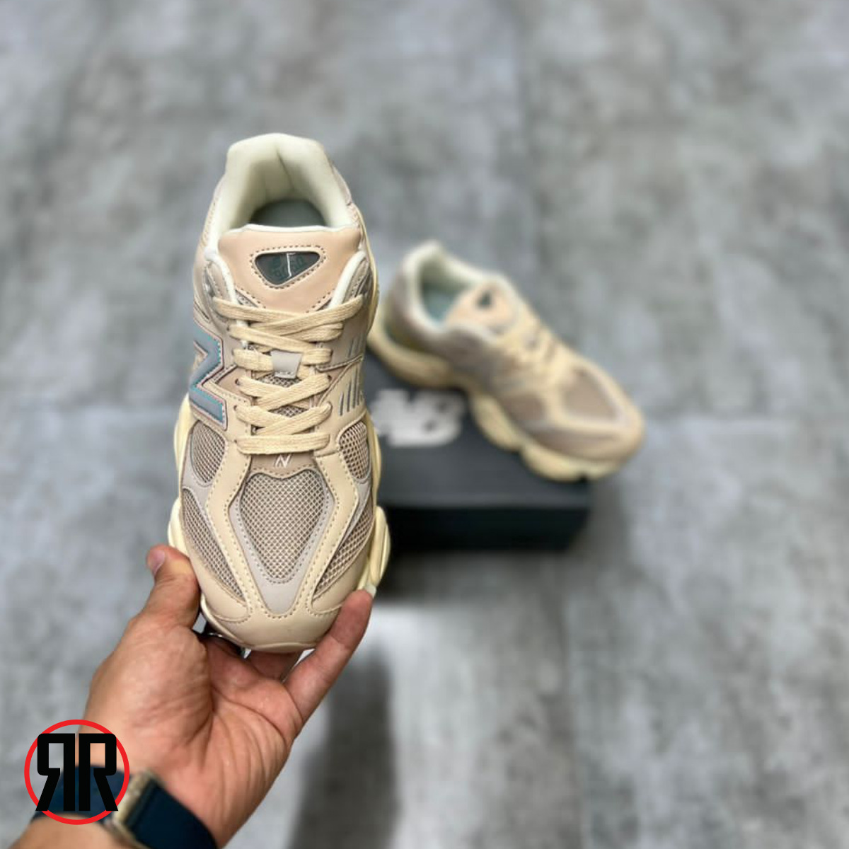 کفش کتونی زنانه و مردانه نیو بالانس 9060 new balance کد 14 - Image 4