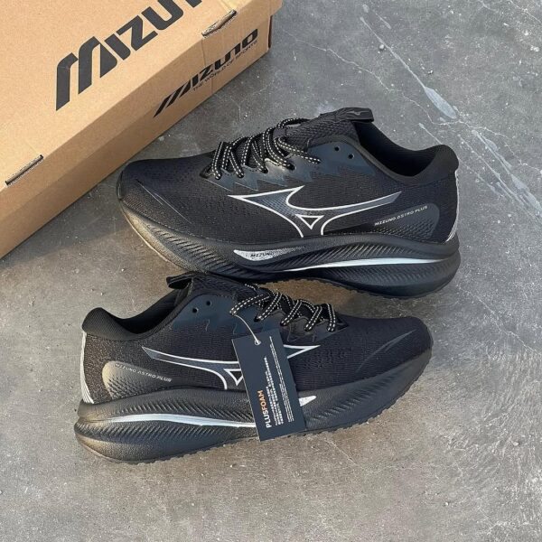 کتونی مردانه میزانو استرو پلاس Mizuno