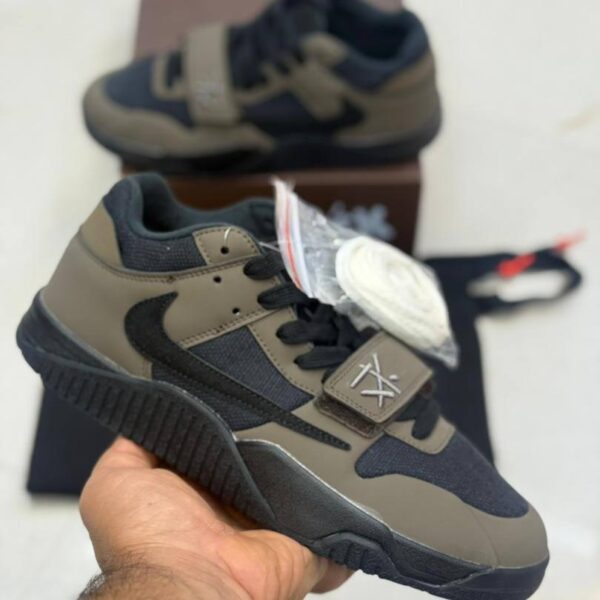 کتونی مردانه نایک جامپ من Jumpman مستر شوزبگ دار