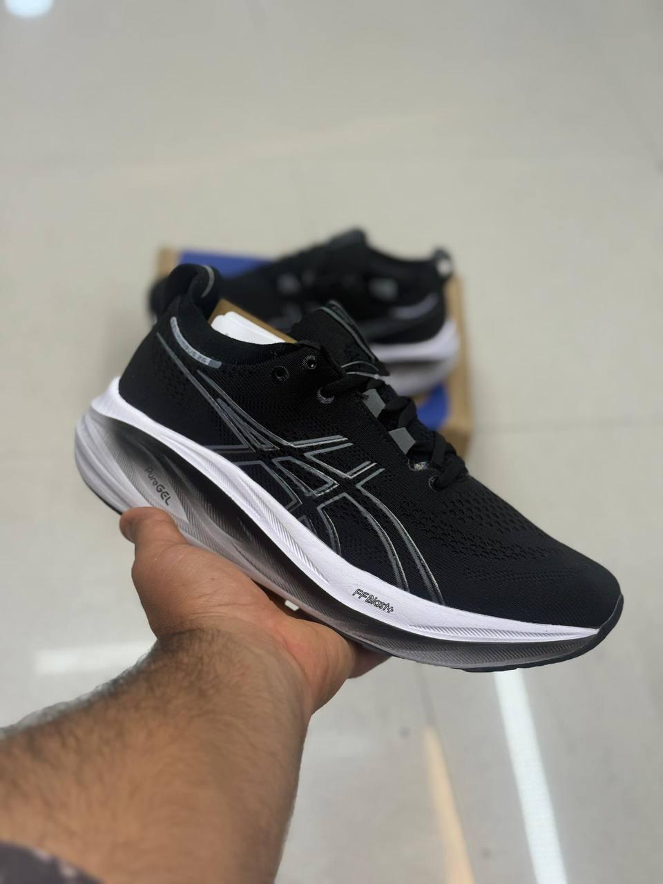 کتونی مردانه اسیکس asics Nimbus 26