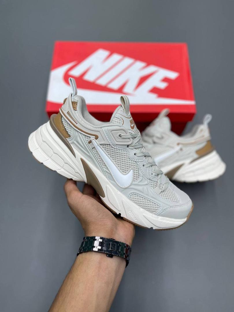 کتونی زنانه و مردانه نایک Nike Zoom Vomero 5 قهوه ای