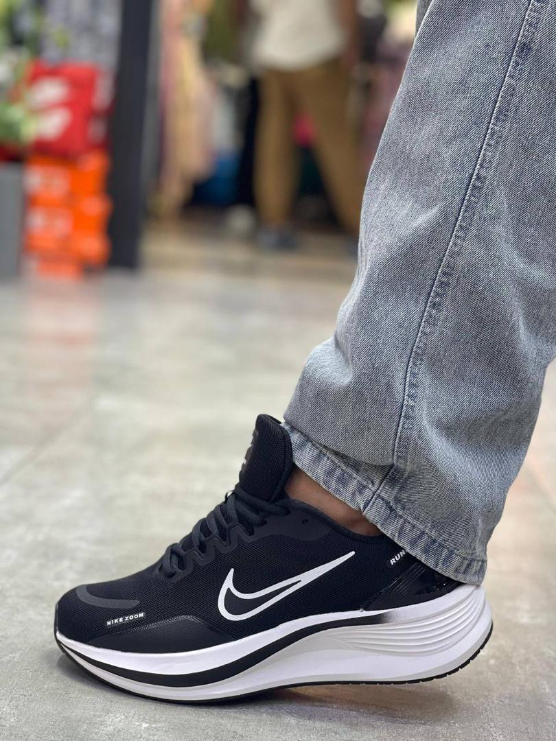 کفش کتونی زنانه و مردانه نایک زوم Nike V19 - Image 2