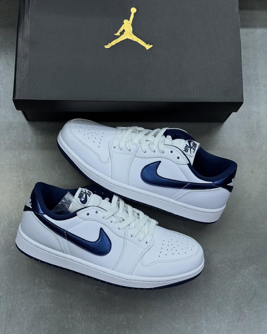 کفش کتونی زنانه و مردانه نایک ایر جردن 1 Metallic Navy