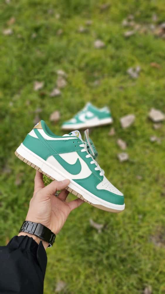 کفش کتونی زنانه و مردانه نایک SB DUNK LOW Malachite (MK) - Image 2