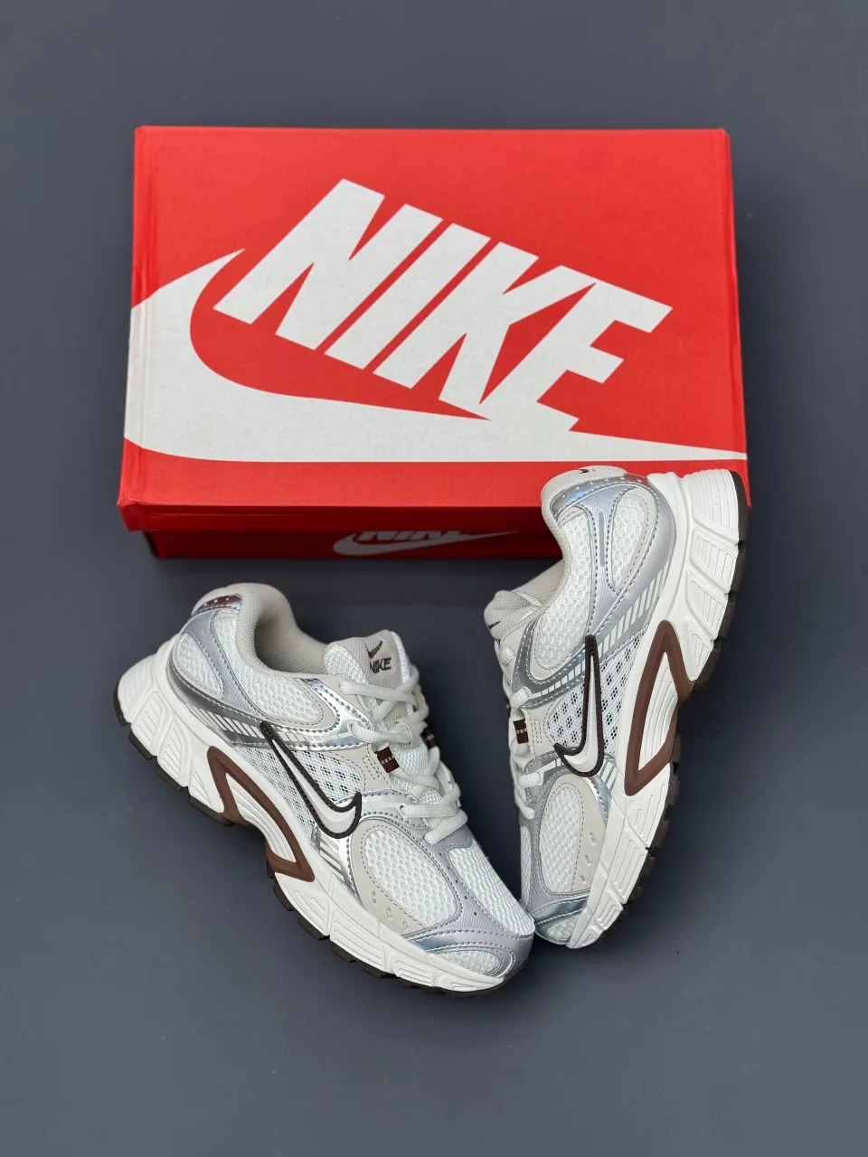 کفش کتونی زنانه و مردانه نایک وی فایو کی ران v5k run - Image 2