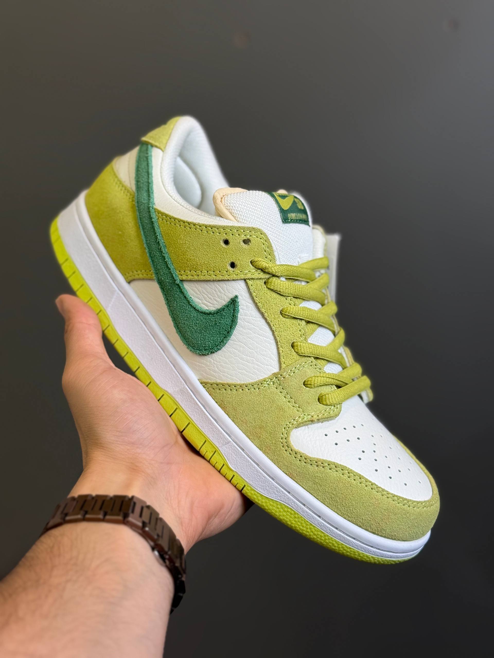 کفش کتونی زنانه و مردانه نایک SB DUNK LOW کد 101128 (MK)