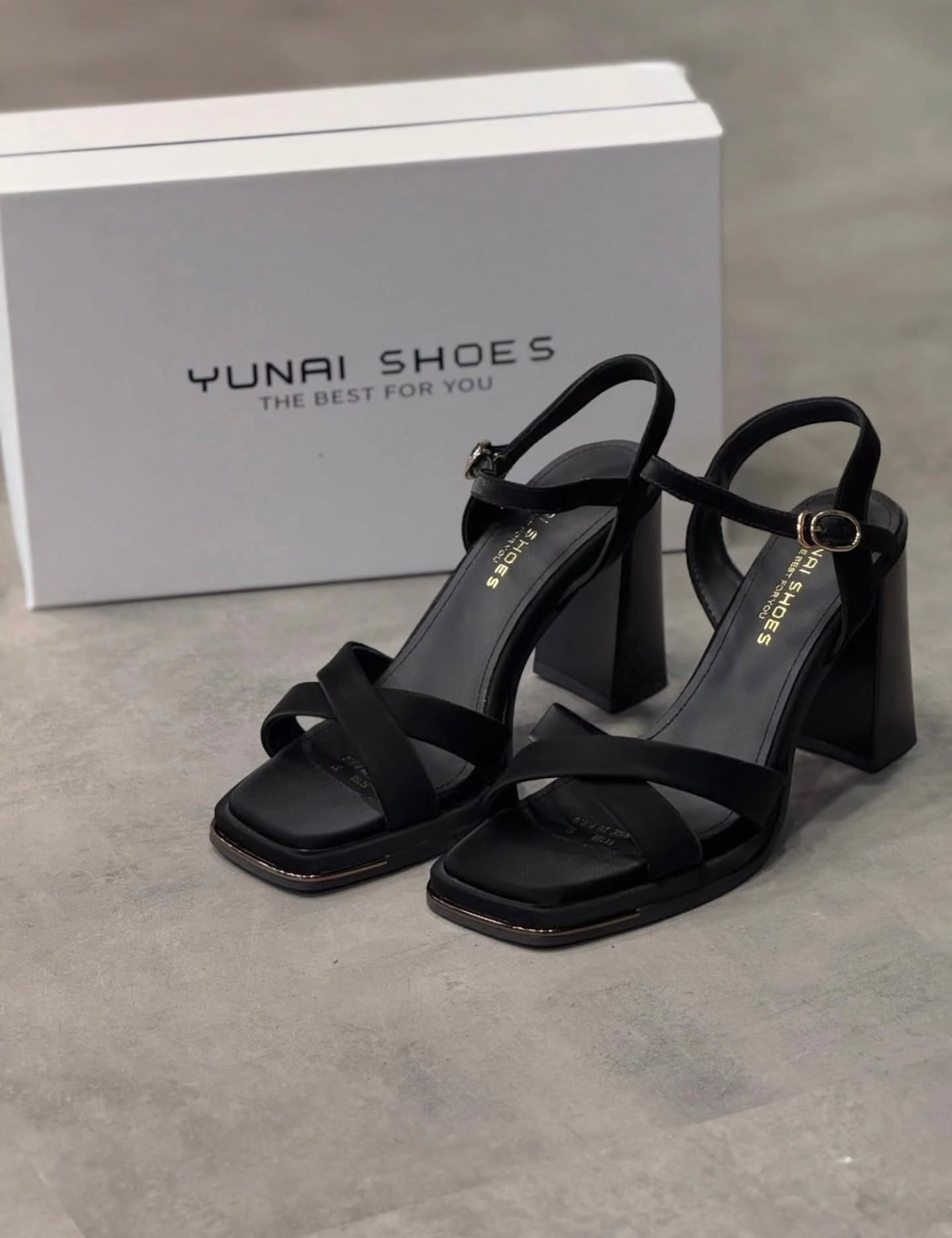 کفش پاشنه زنانه Yunai لژ 1 سانت پاشنه 7.8 سانت (MK)