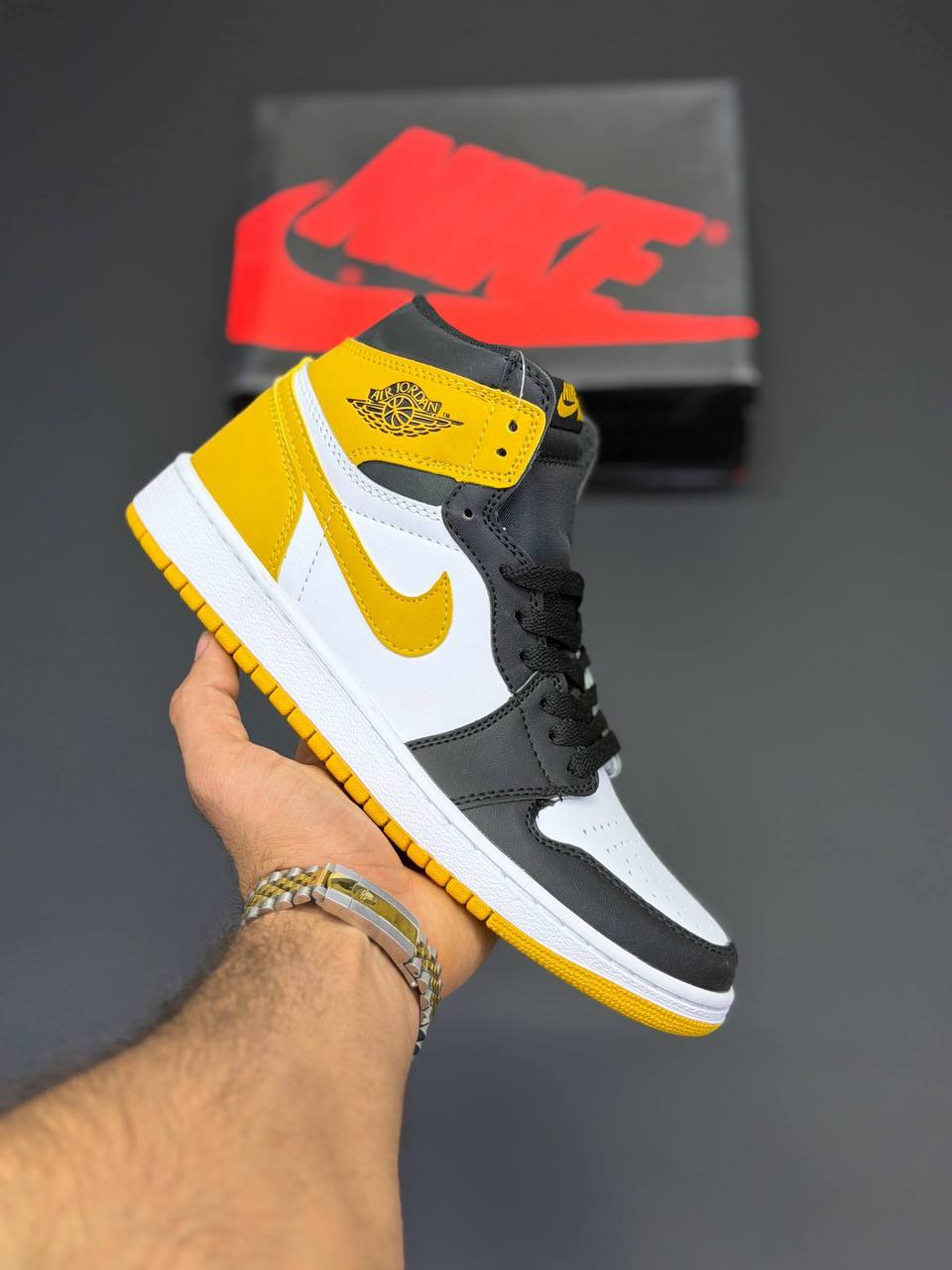 کفش کتونی مردانه نایک ایر جردن 1 Jordan 1 High OG Yellow Taxi