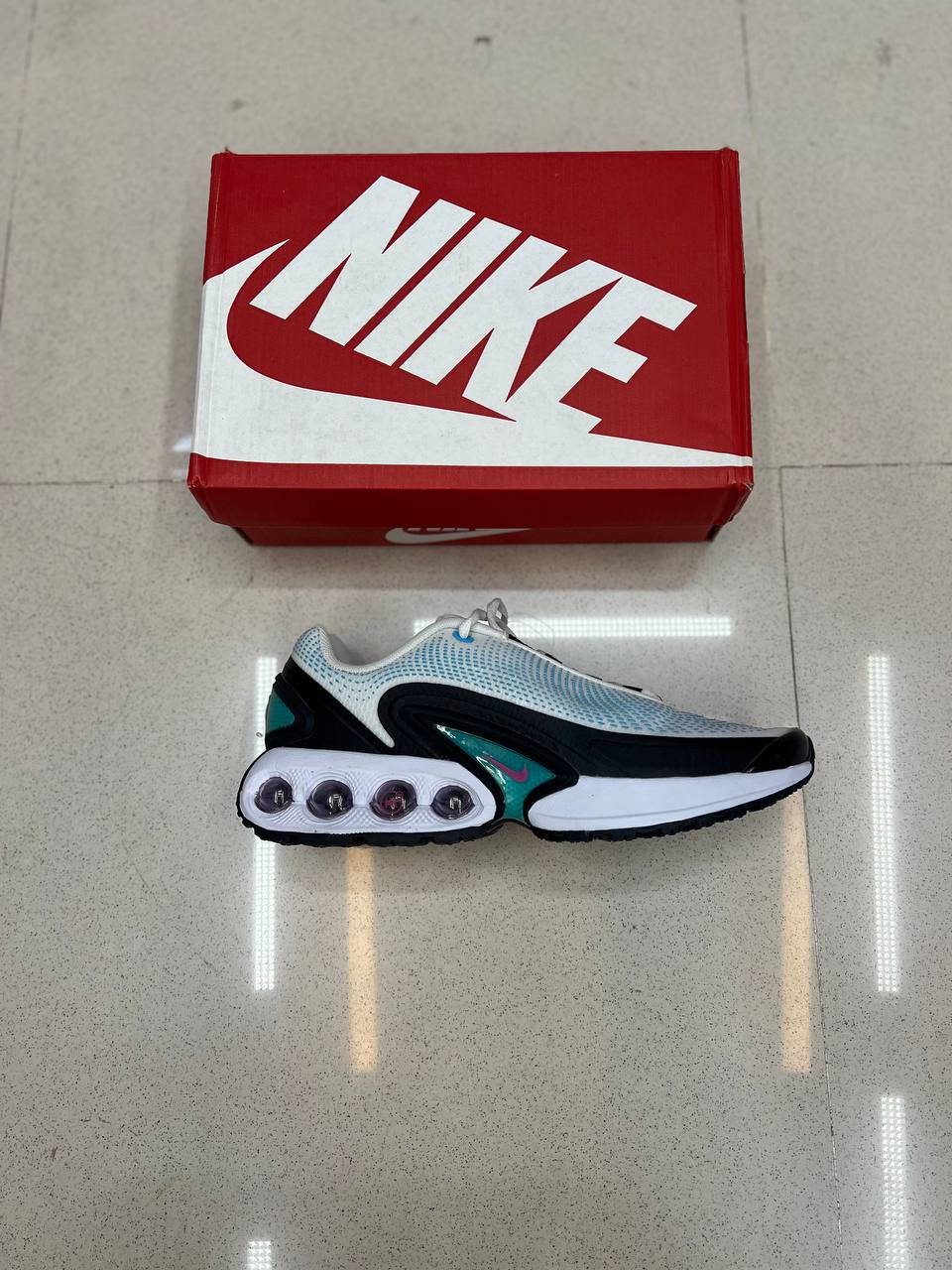 کفش کتونی مردانه نایک ایرمکس Nike Air Max DN White Mint - Image 2