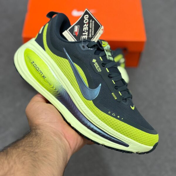 کفش کتونی مردانه نایک ومرو 18 جی تی ایکس Nike VOMERO 18 GTX