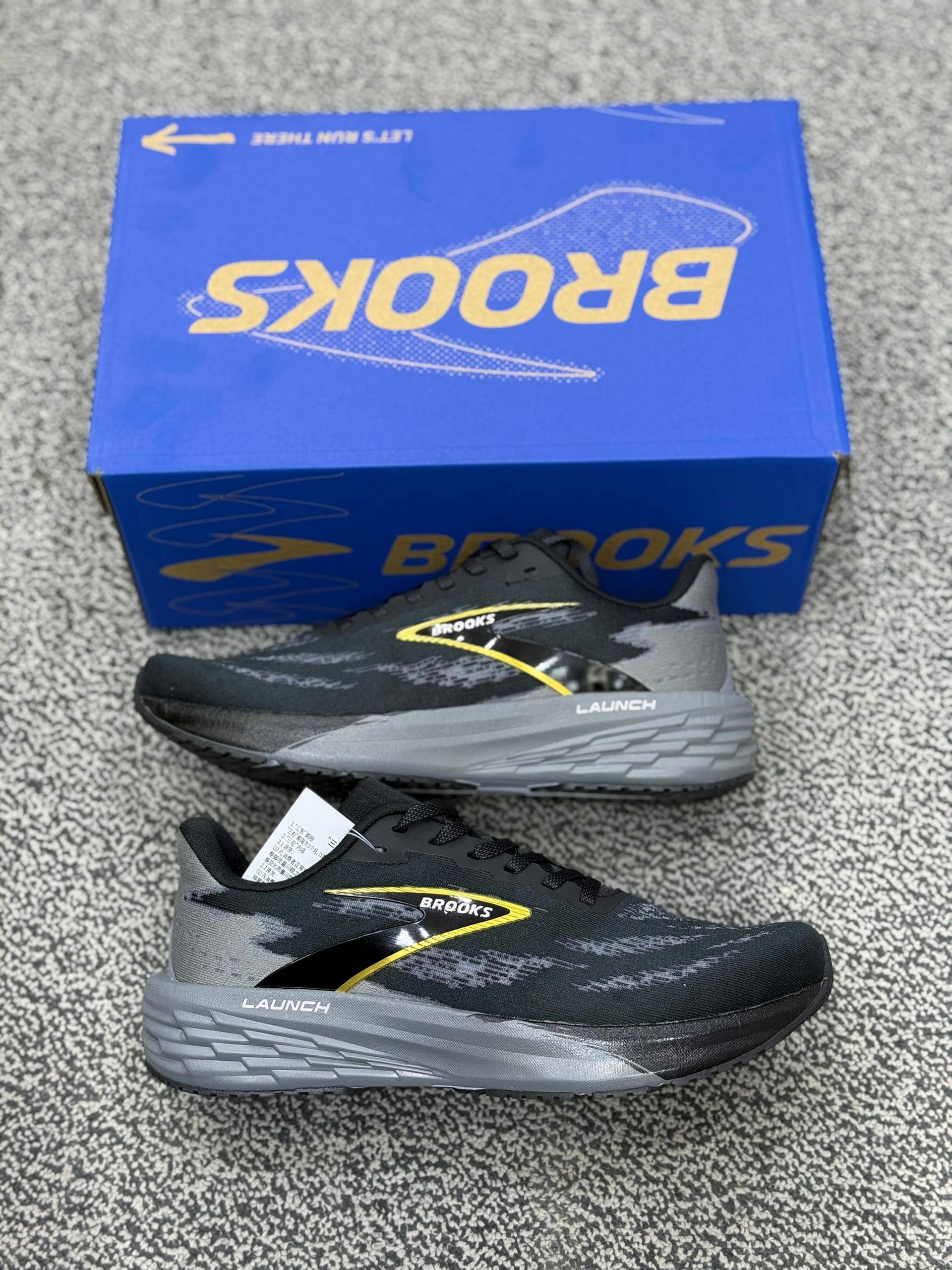 کفش کتونی مردانه بروکس مدل Brooks Launch 11 - Image 4