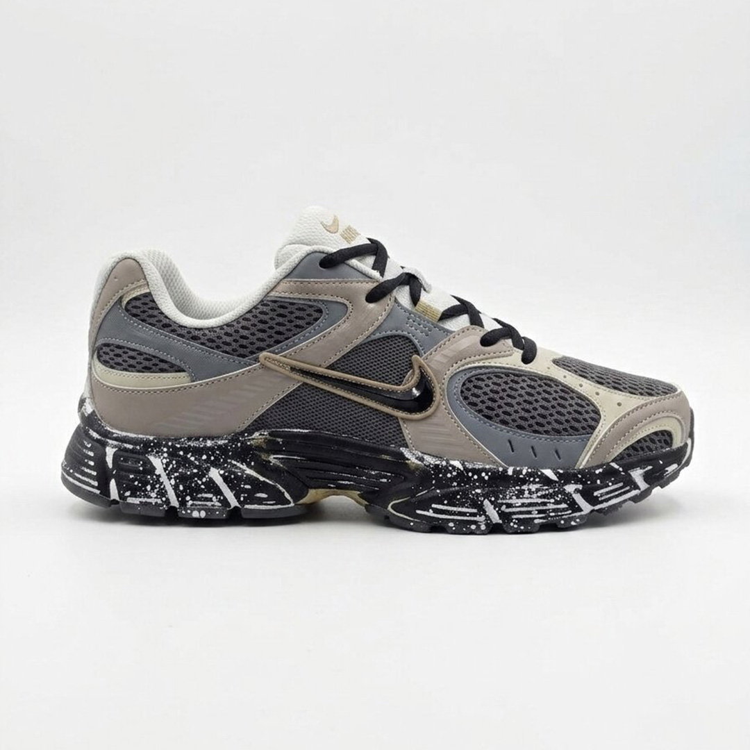کفش کتونی مردانه نایک ی فایو آر ان آر طوسی بژ مشکی Nike V5 RNR