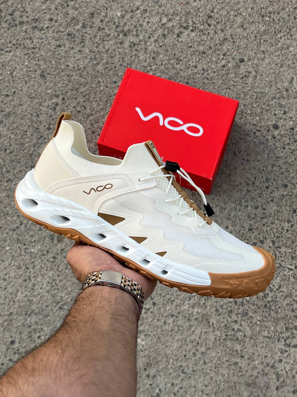 کفش صندل آبنوردی و طبیعت گردی مردانه ویکو Vico کرم 5326