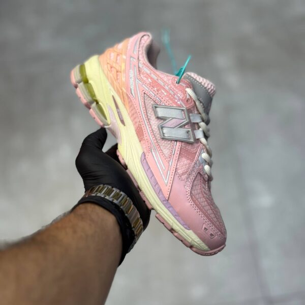 کفش کتونی زنانه نیو بالانس New Balance 1906 Lunar New Year