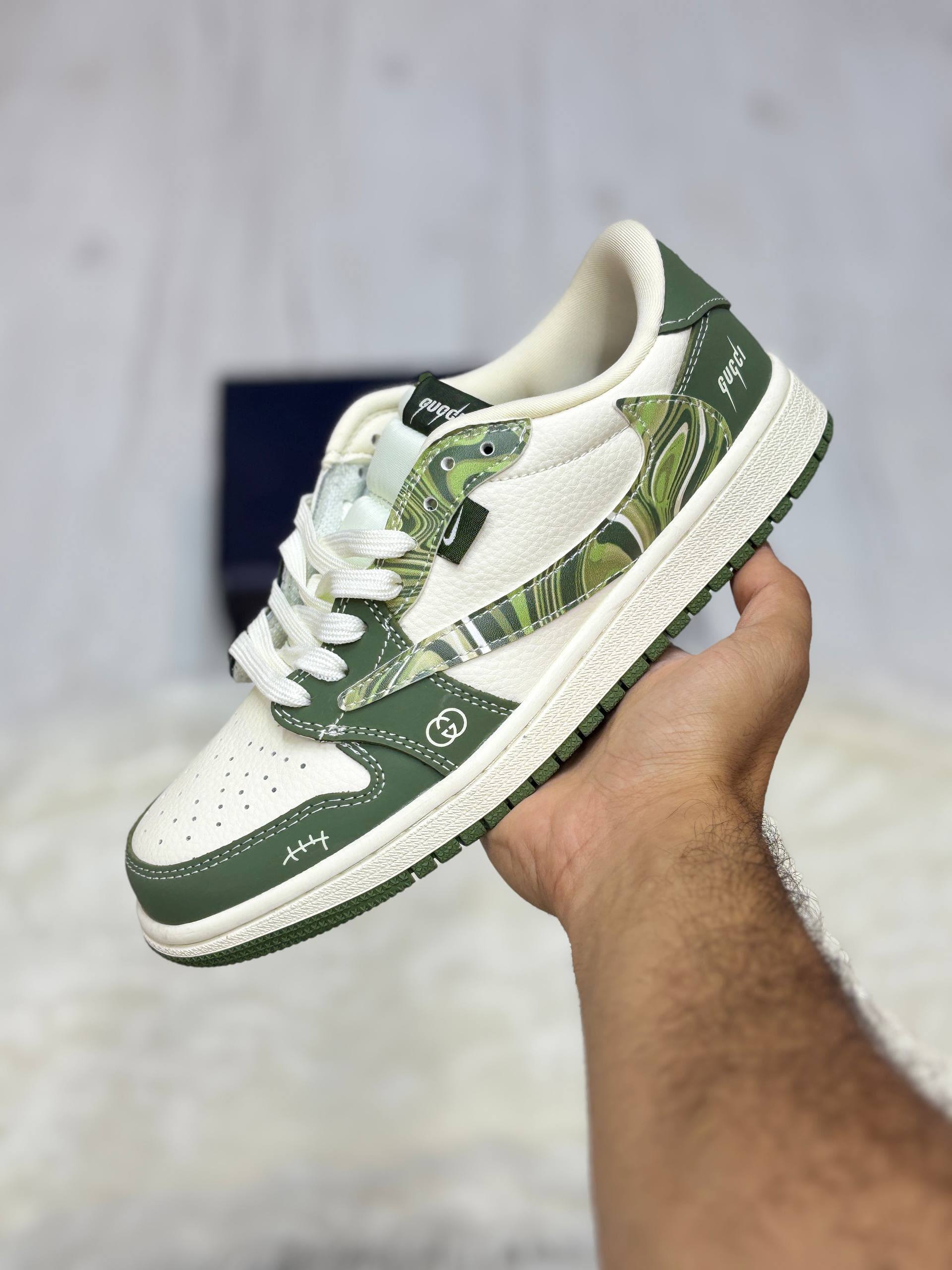 کفش کتونی زنانه و مردانه نایک ایر جردن 1 Nike Air Jordan 1 Low Gucci Travis Scott Wavy Green