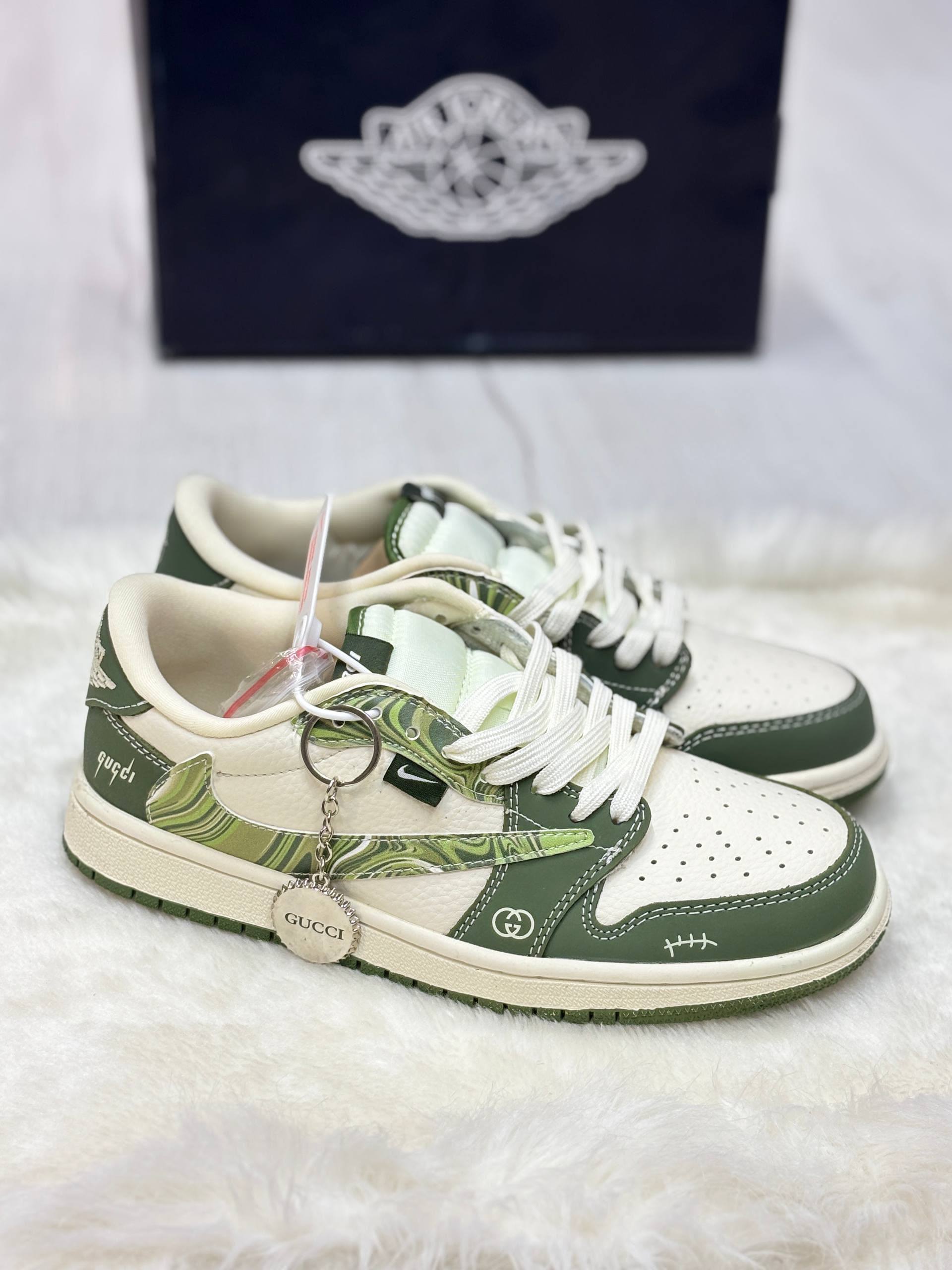 کفش کتونی زنانه و مردانه نایک ایر جردن 1 Nike Air Jordan 1 Low Gucci Travis Scott Wavy Green - Image 2