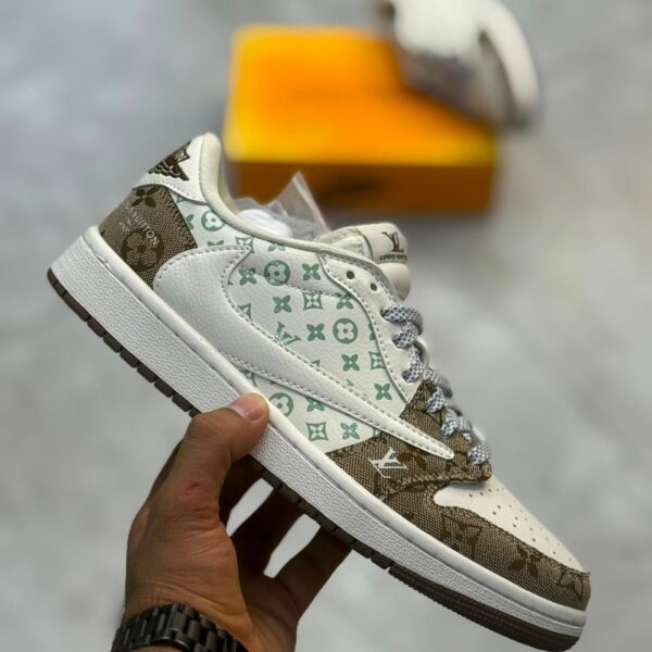 کفش کتونی مردانه نایک ایر جردن 1 Nike Air Jordan 1 Low TRAVIS SCOTT & LOUISS VUITTON