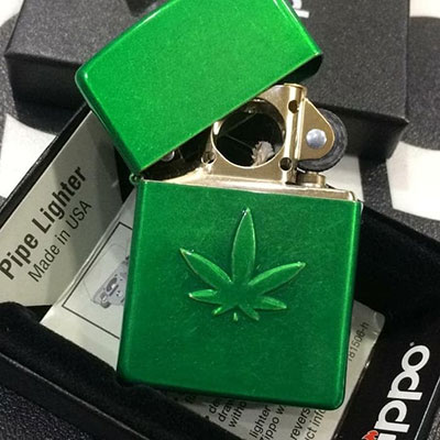 فندک زیپو اصل 29673 24840 STAMPED LEAF BRASS PIP