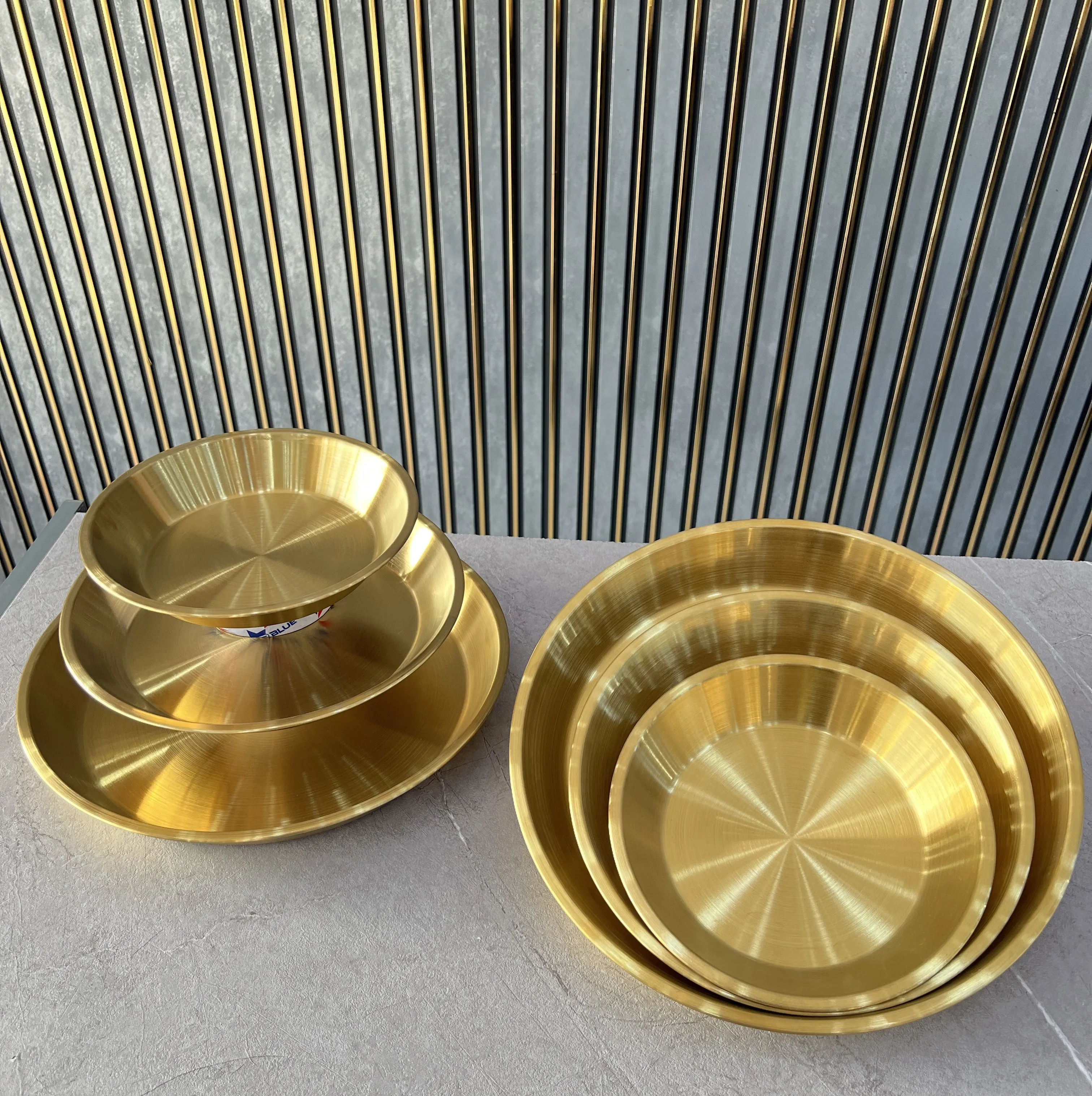 ظرف استیل طلایی کد 44-0611 (x)