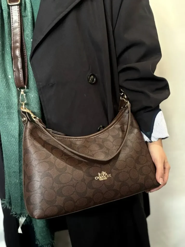 کیف دوشی زنانه هوبو طرح Coach کد ۱۲۶۰۰ (FR)