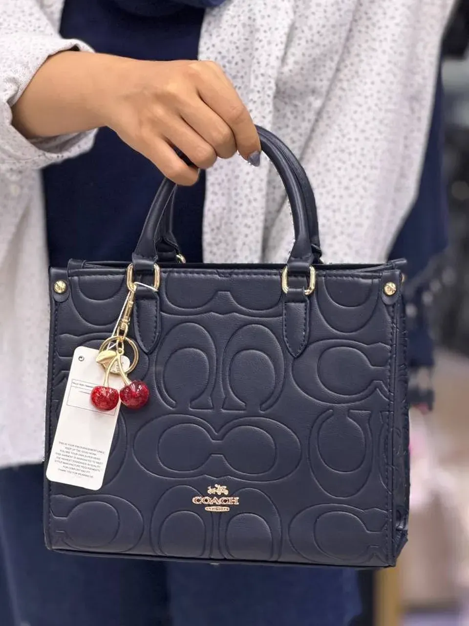 کیف دستی زنانه کوچ (Coach) مدل آویز گیلاس کد 496(FR) - Image 5
