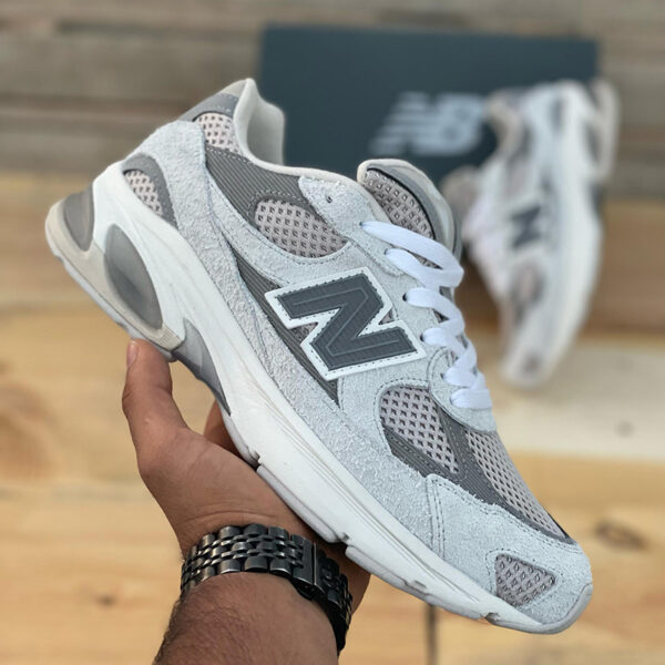 کفش نیوبالانس 2010 خاکستری روشن NEW BALANCE 2010 Light Grey