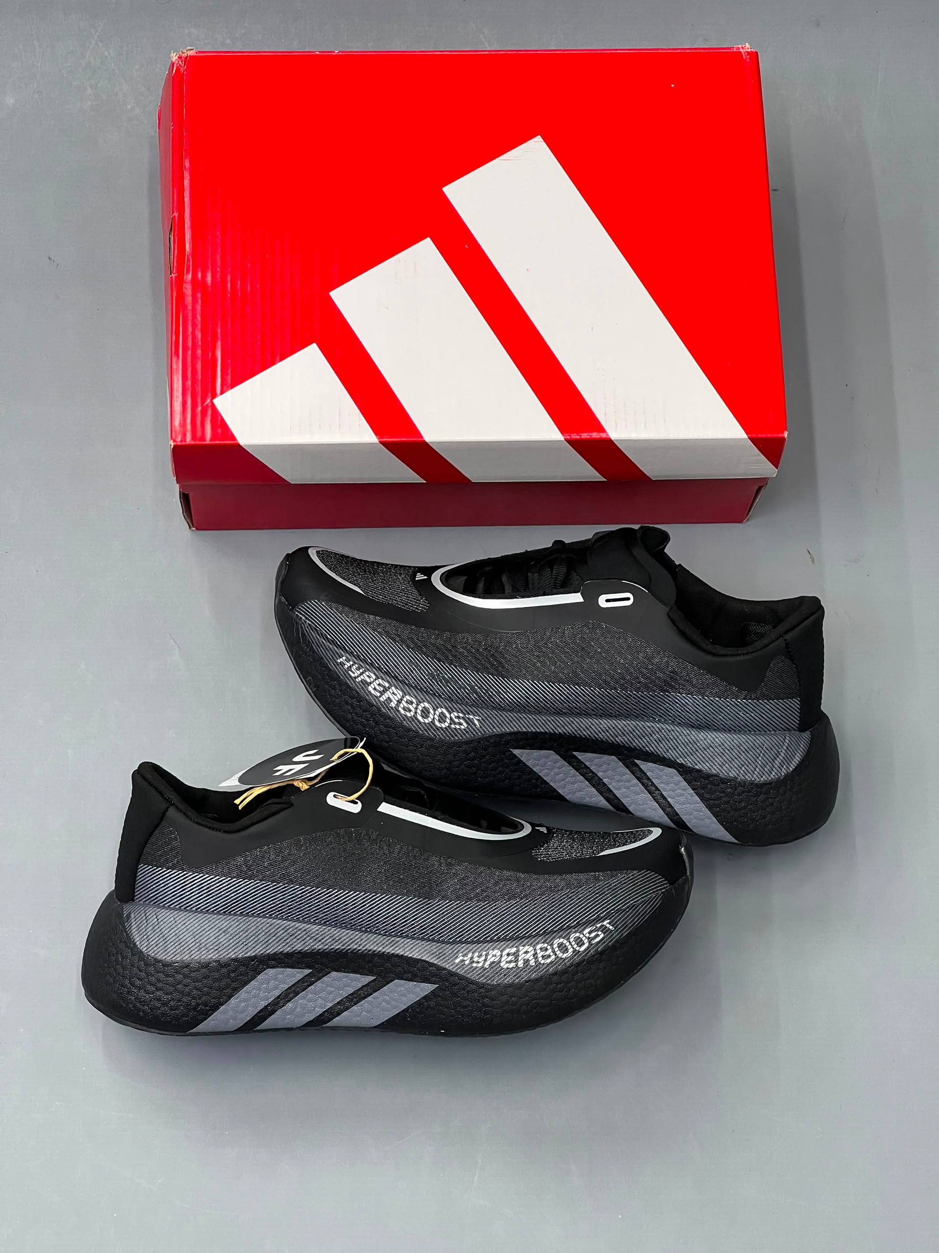 کفش کتونی زنانه آدیداس هایپر بوست Adidas hyperboost edge