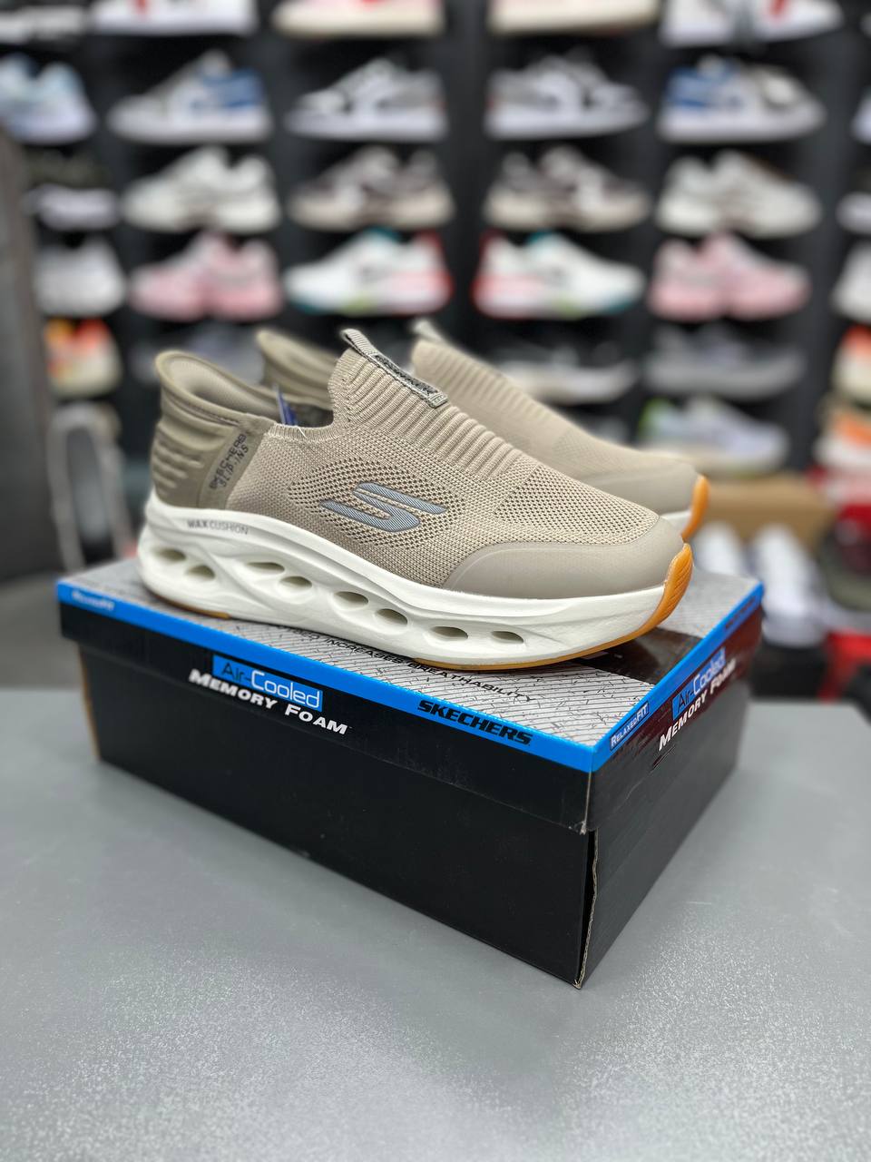 کفش کتونی مردانه کتونی اسکیچرز مسترکوالیتی کرم Skechers Slip Ins