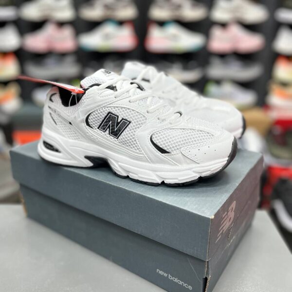 کفش کتونی زنانه نیوبالانس 530 سفید مشکی New Balance