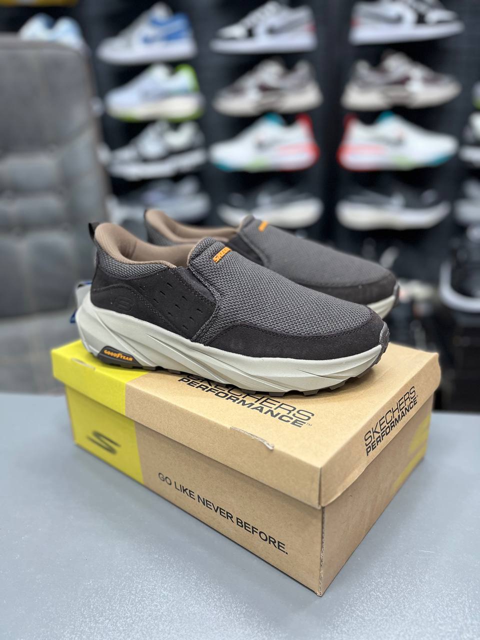 کفش کتونی مردانه اسکیچرز طبی گود یر اسلیپ اینز بدون بند کد03 /Skechers Slip-ins Good Year