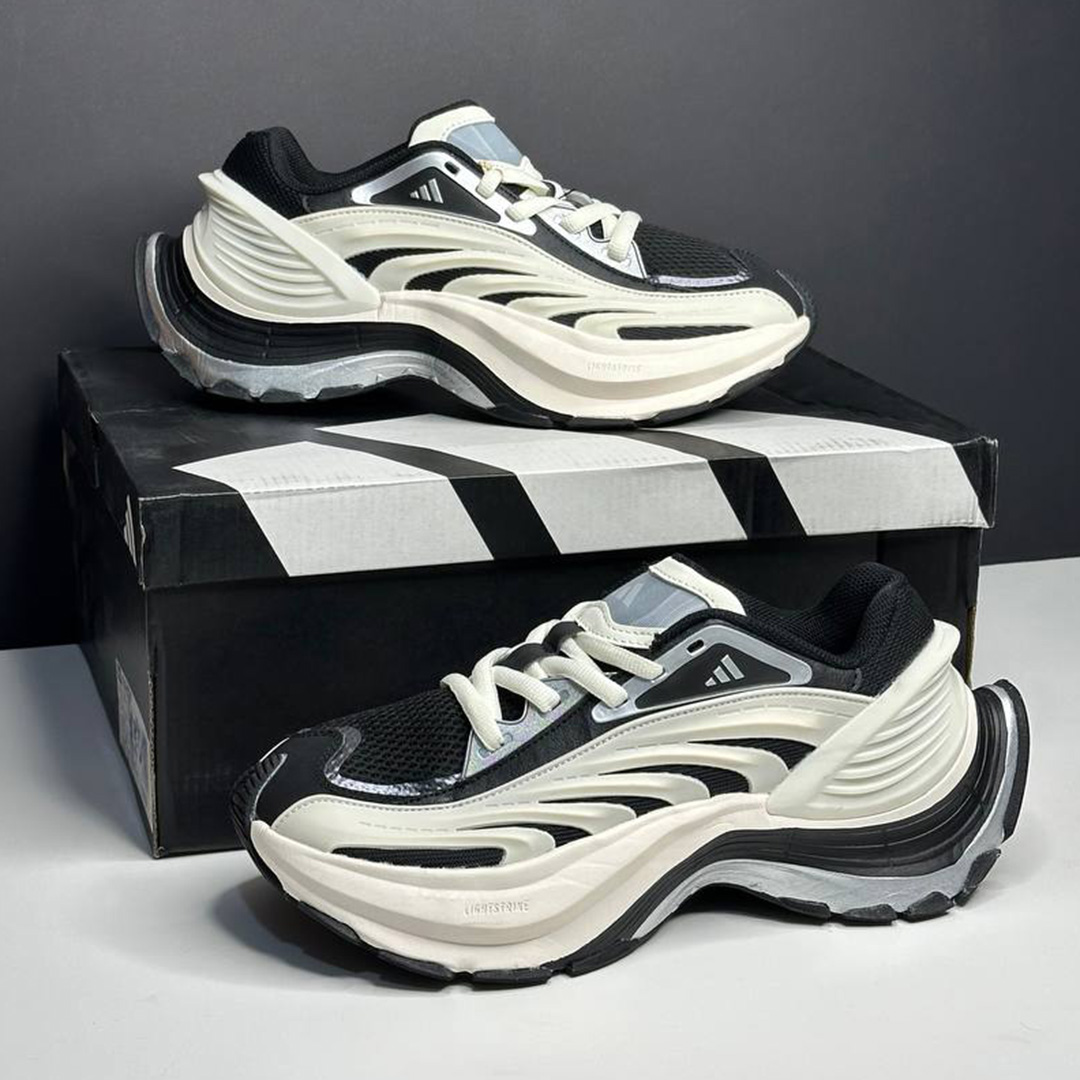 کفش کتونی آدیداس ایکس ال جی متاویو سفید مشکی نقرهای متالیک adidas XLG Metawave IH1571 - Image 2