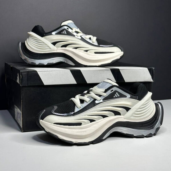 کفش کتونی آدیداس ایکس ال جی متاویو سفید مشکی نقره‌ای متالیک adidas XLG Metawave IH1571
