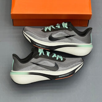 کفش کتونی نایک ایر زوم پگاسوس خاکستری مشکی سبز نعنایی Nike Air Zoom Pegasus 42
