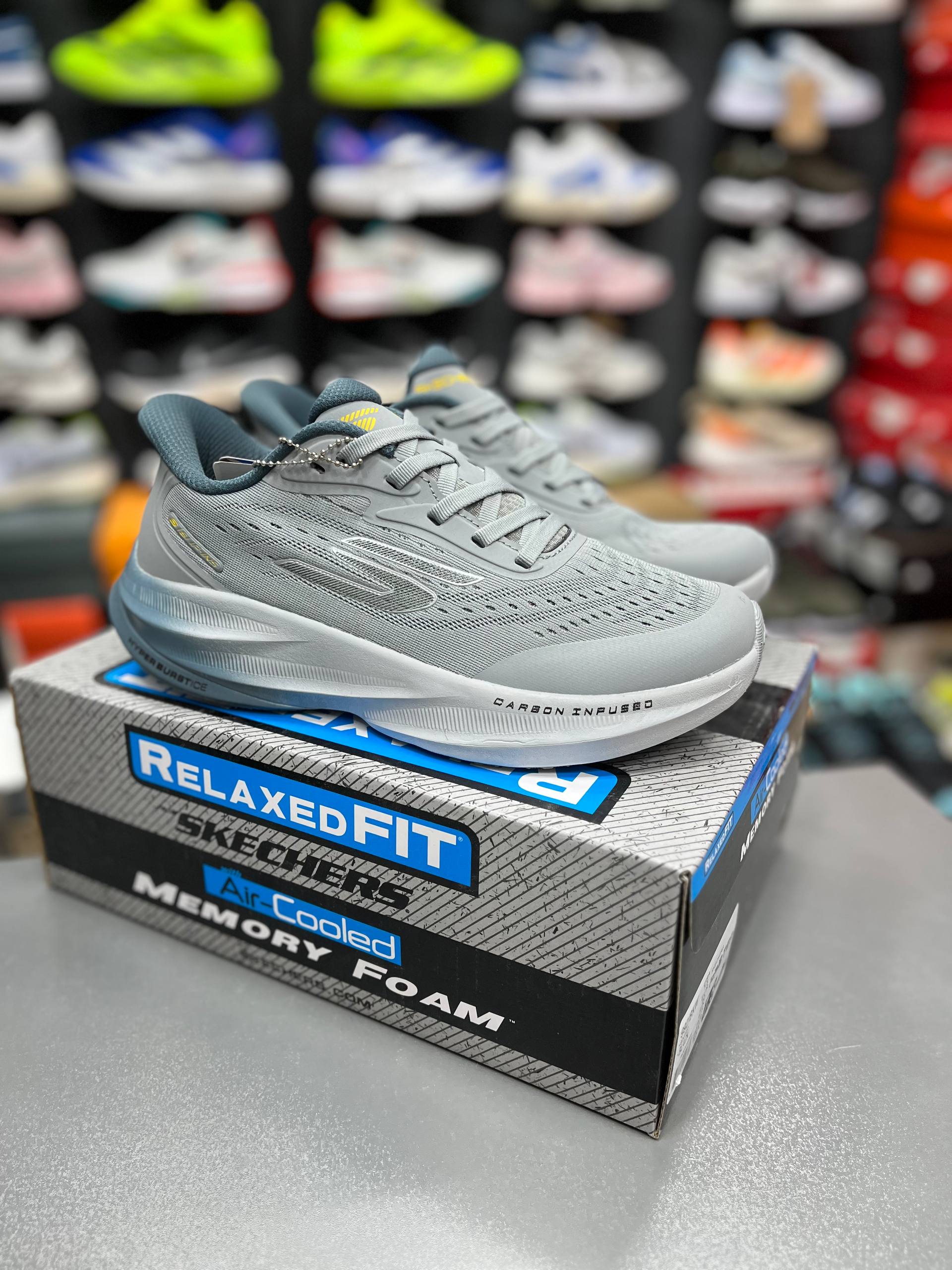 کفش کتونی مردانه اسکیچرز هایپر برست کربن کد02 Skechers Hyper Burst Carbon