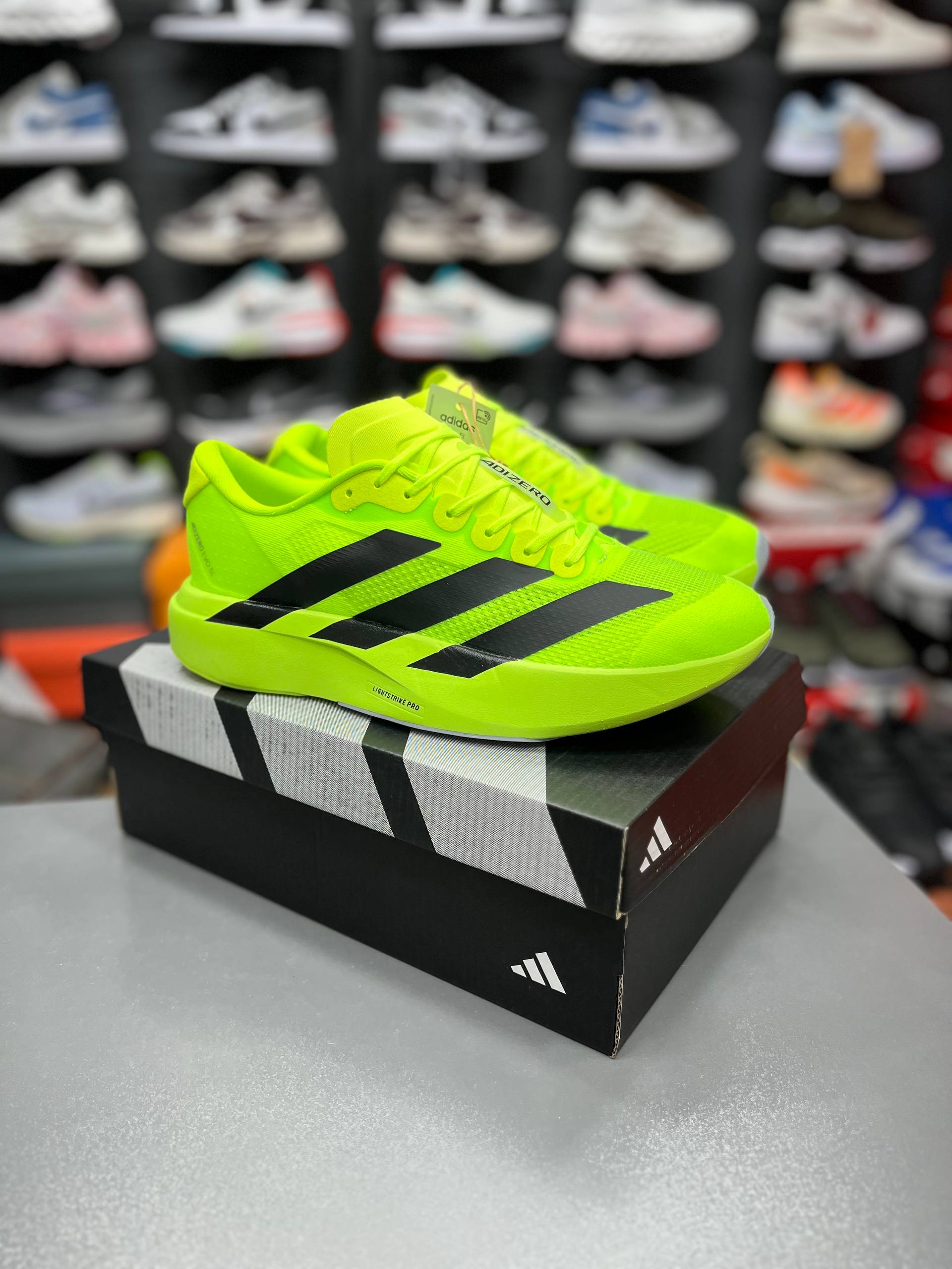 کفش کتونی مردانه کفش آدیداس آدیزیرو ایو اس ال کد04 Adidas Adizero Evo SL