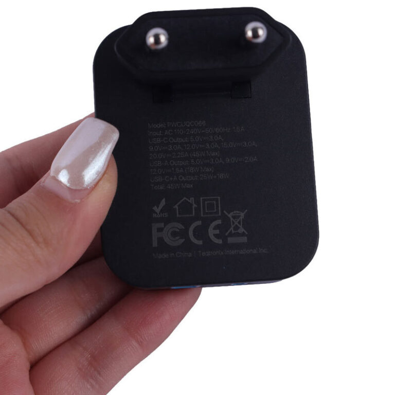 شارژر دیواری 45 وات پاورولوژی Crab PWCUQC066 GaN PD 3A پک ضعیف